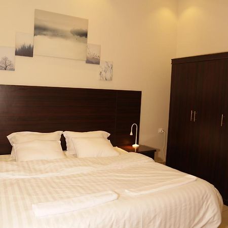 Spacious Apartments At Basla St 3 Mins From King Fahd Stadium 利雅德 外观 照片