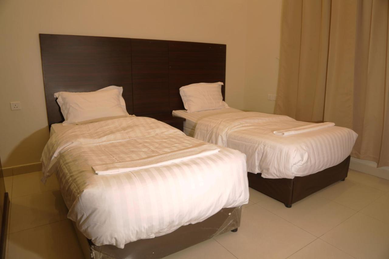 Spacious Apartments At Basla St 3 Mins From King Fahd Stadium 利雅德 外观 照片